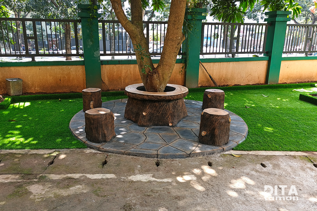 Jasa Pembuatan Bangku Taman